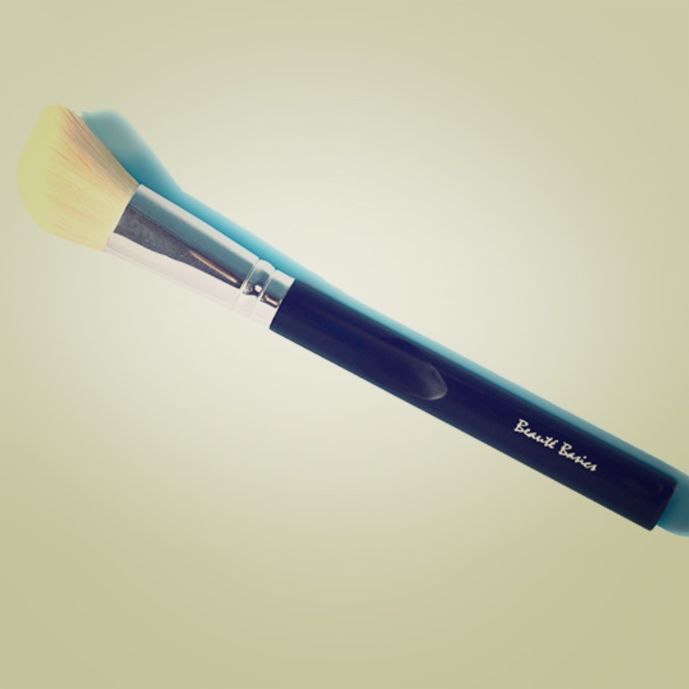 🖤BOGO🖤 Beaute Basics C405 Contour Brush